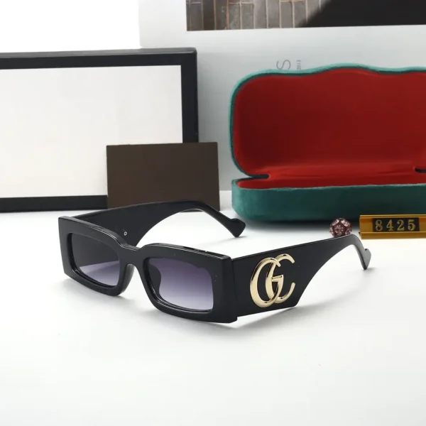 Tortoiseshell Women's Sunglasses | UV Protection Pakistan